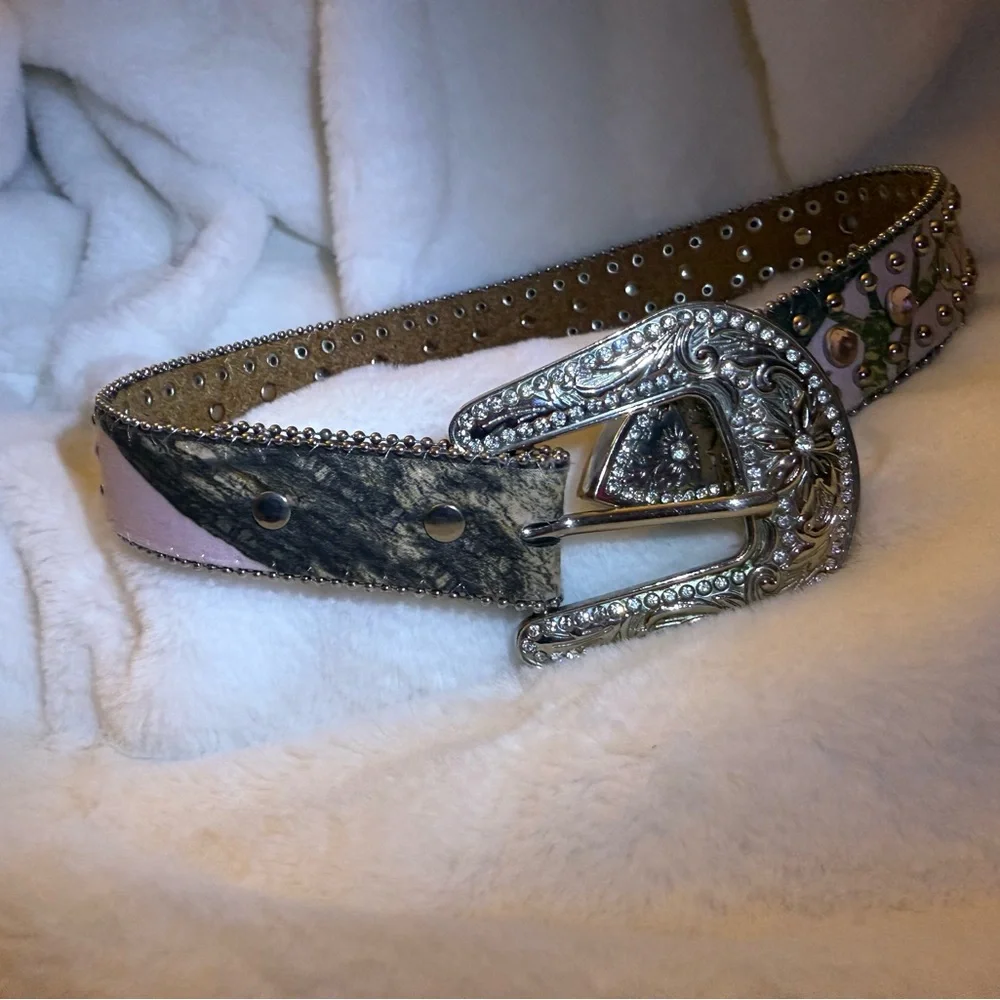 Nocona Black and Silver Western Belt